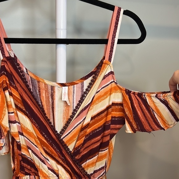 Women’s XHILARATION Romper Striped Cold Shoulder with Pom-Pom Trim & Pockets - Picture 6 of 9